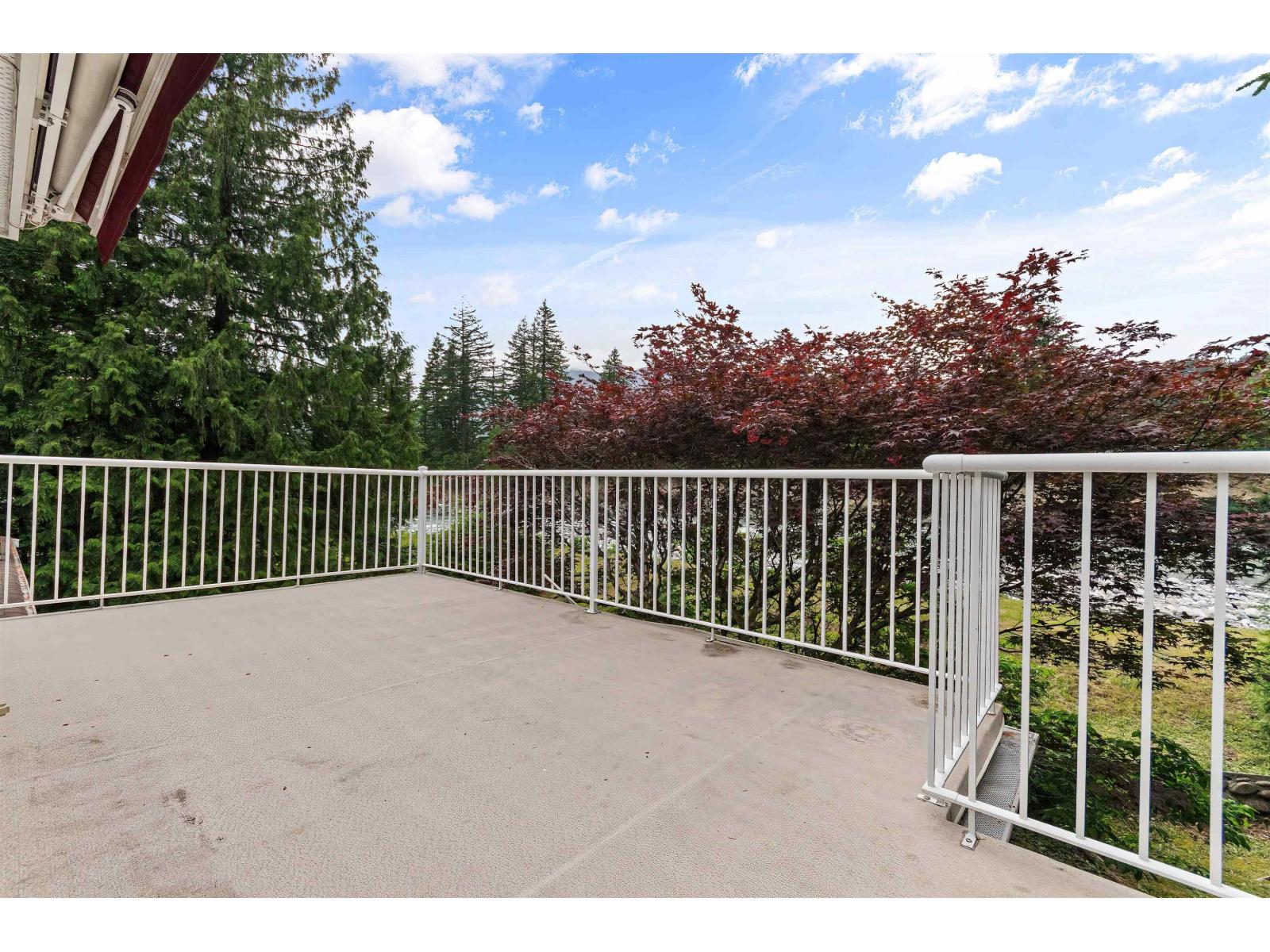 100 Robertson Crescent, Hope, Hope, British Columbia  V0X 1L4 - Photo 26 - R3131147