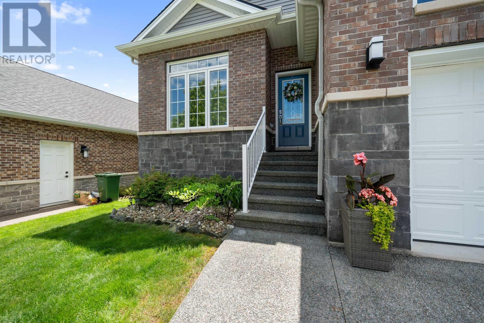42 Krause Court, Dartmouth, Nova Scotia  B2W 0K9 - Photo 2 - 202615645
