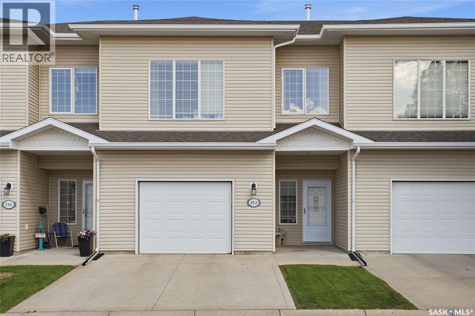 212 Mount Royal PLACE, regina, Saskatchewan