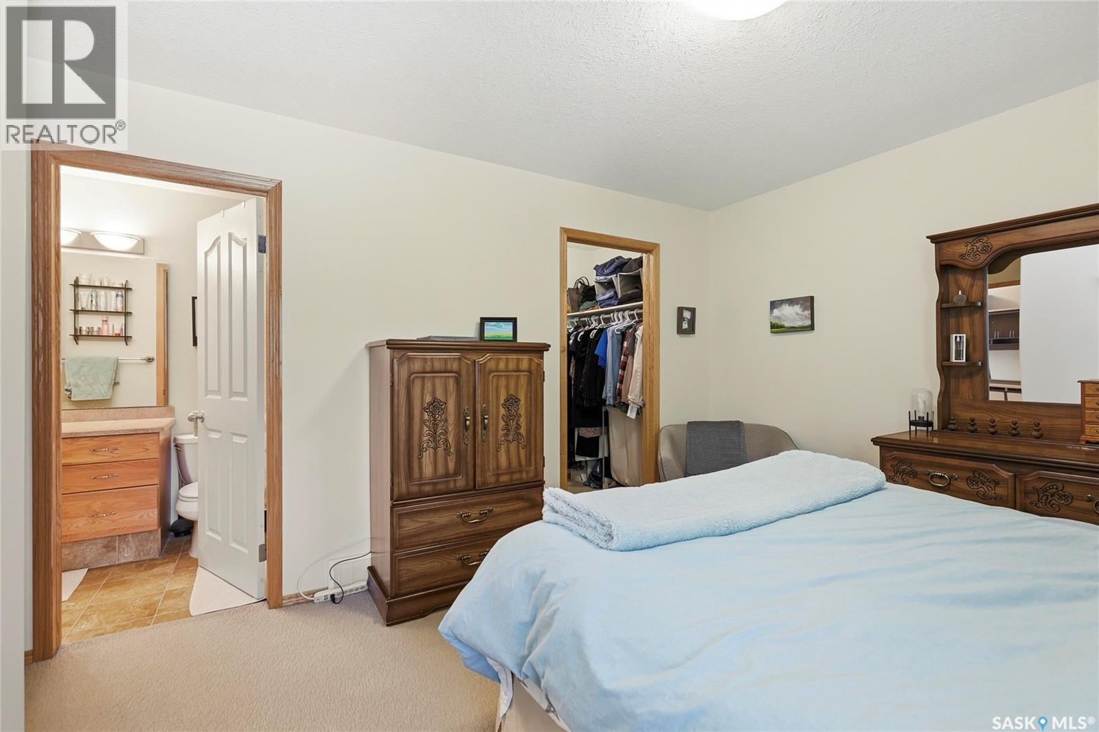 212 Mount Royal Place, Regina, Saskatchewan  S4T 7X9 - Photo 23 - SK040654