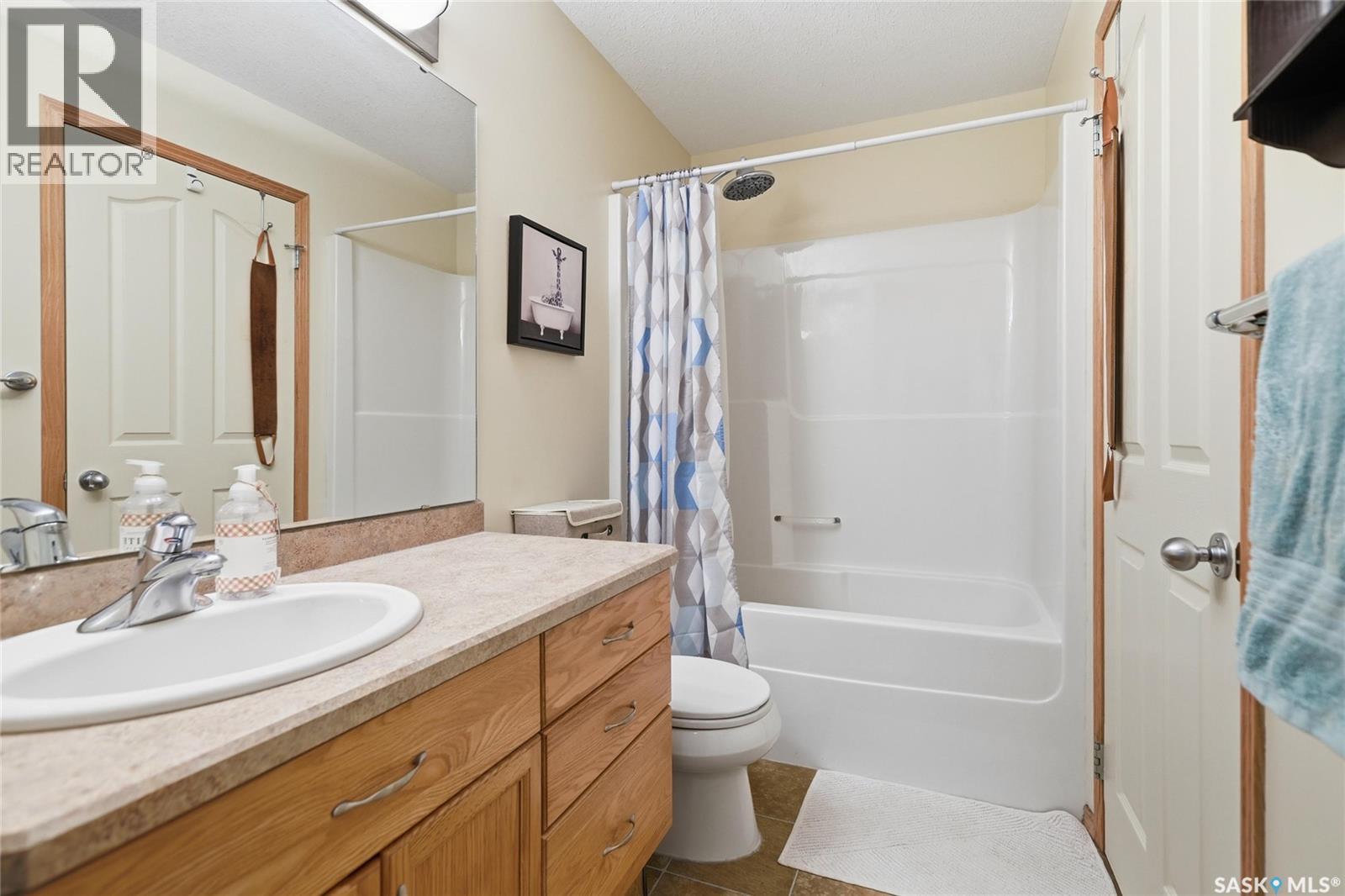 212 Mount Royal Place, Regina, Saskatchewan  S4T 7X9 - Photo 25 - SK040654