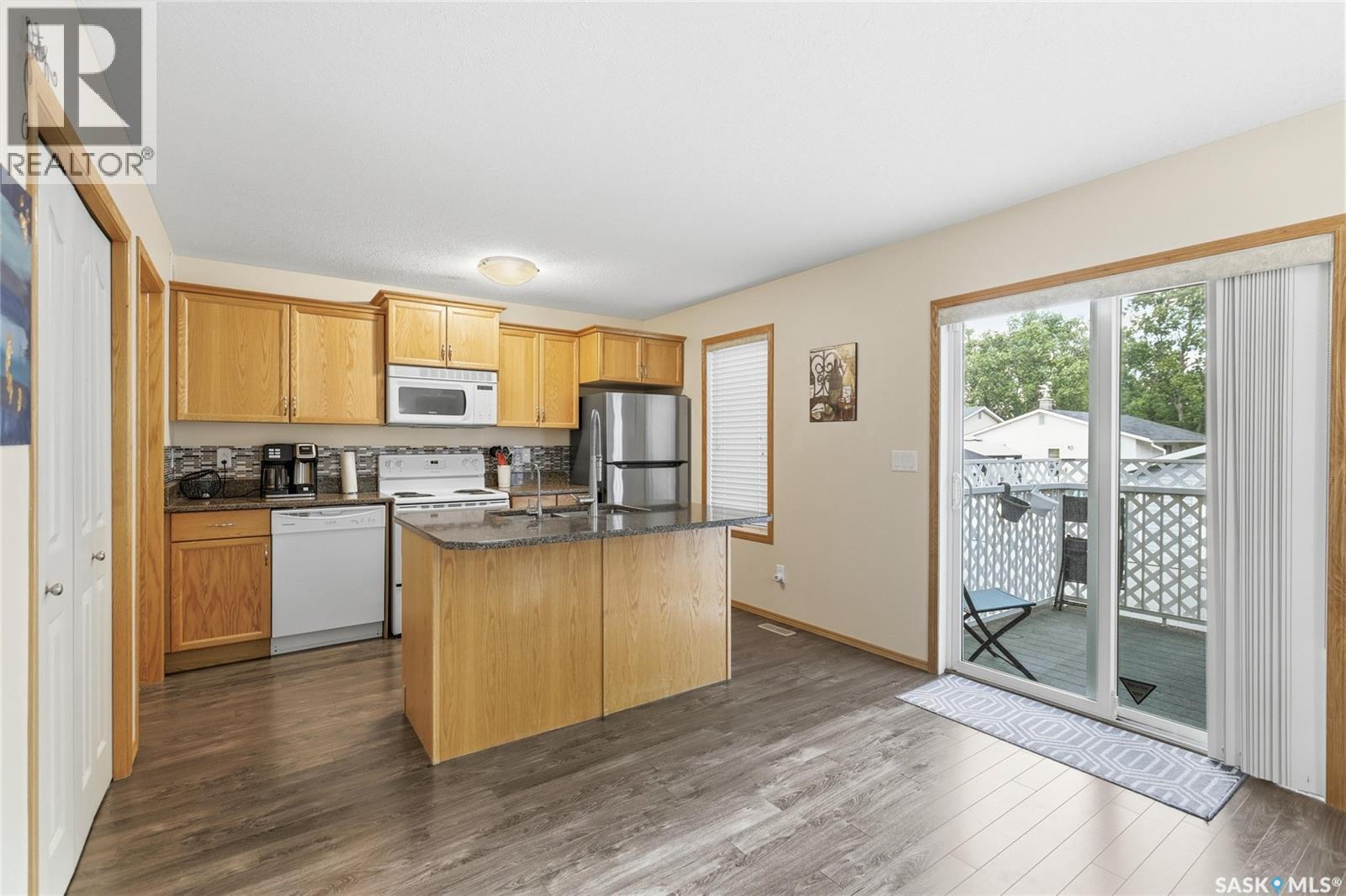 212 Mount Royal Place, Regina, Saskatchewan  S4T 7X9 - Photo 7 - SK040654
