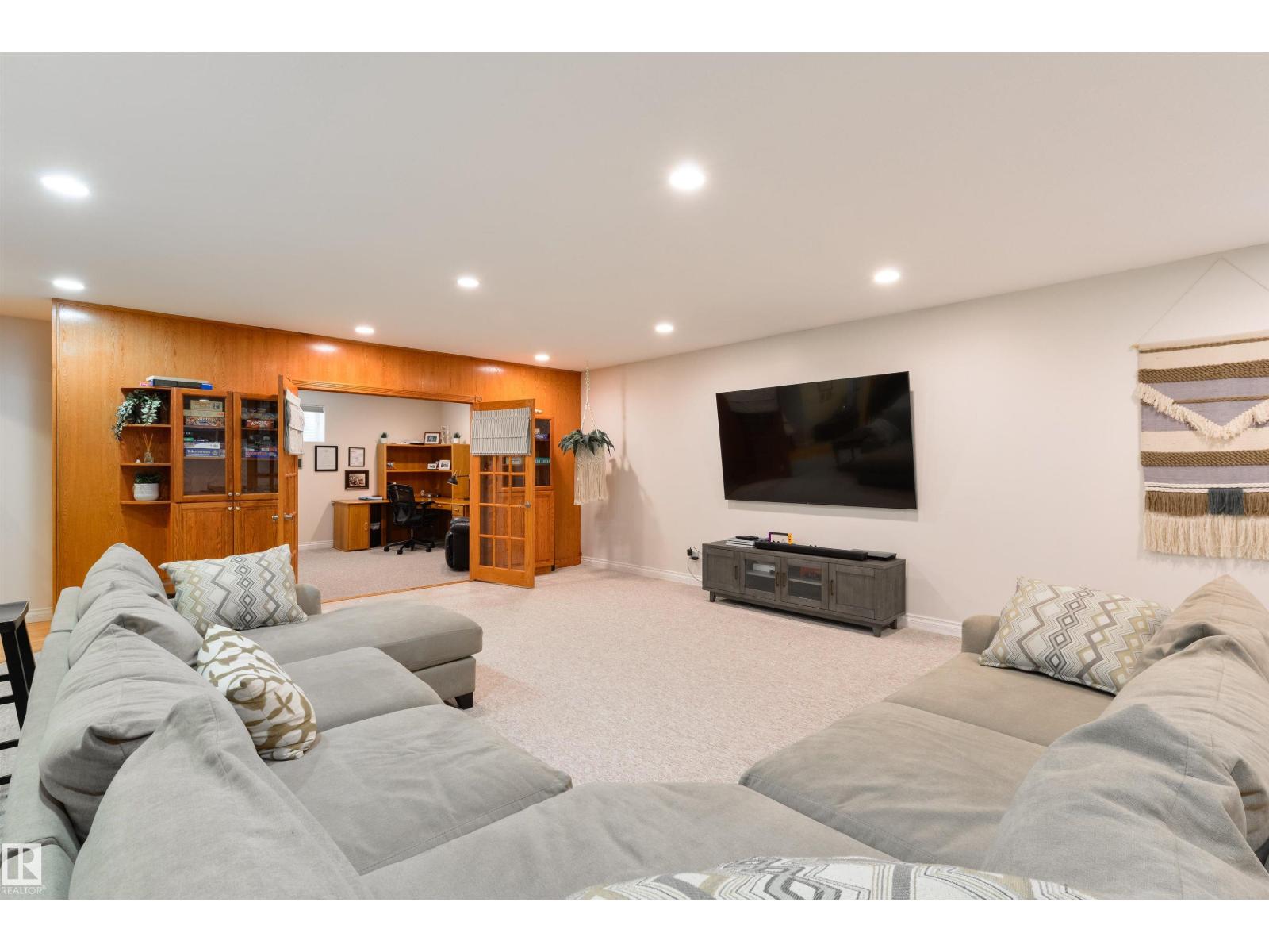 956 Hollingsworth Bend NW, Edmonton, Alberta  T6R 3G8 - Photo 37 - E4495567