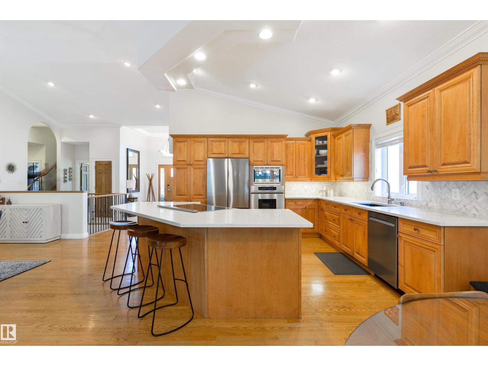 956 Hollingsworth Bend NW, Edmonton, Alberta  T6R 3G8 - Photo 15 - E4495567