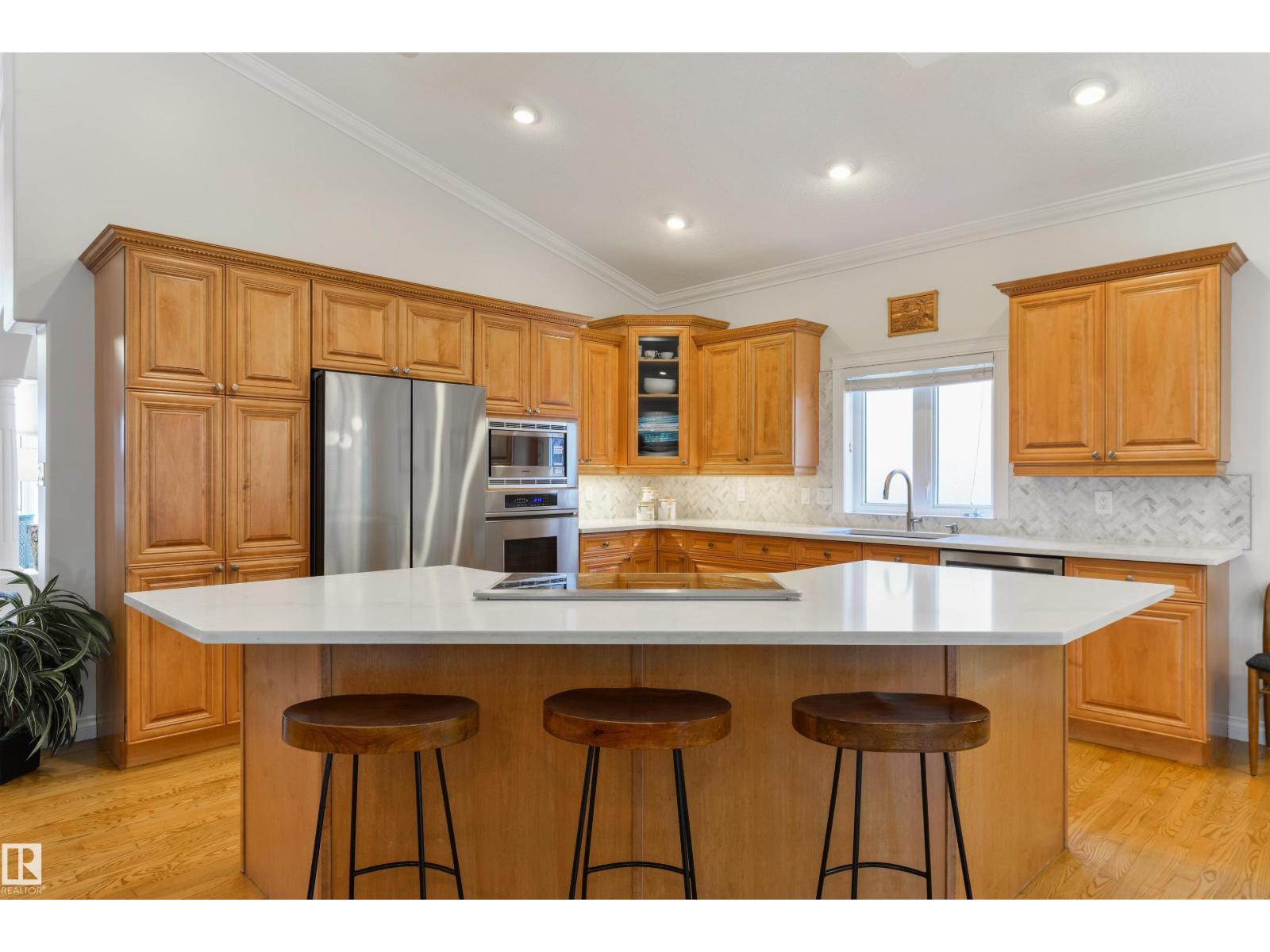 956 Hollingsworth Bend NW, Edmonton, Alberta  T6R 3G8 - Photo 14 - E4495567