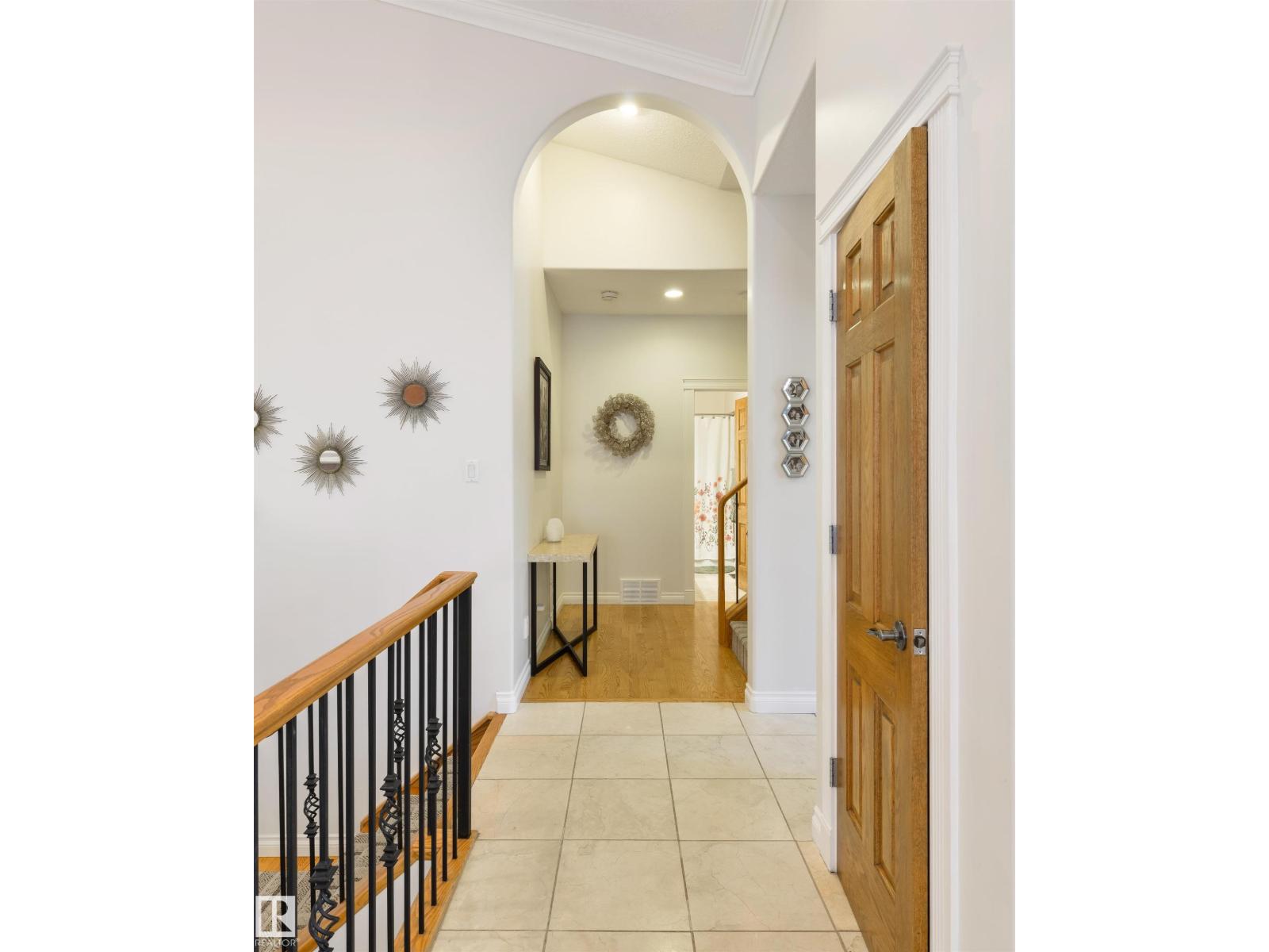 956 Hollingsworth Bend NW, Edmonton, Alberta  T6R 3G8 - Photo 18 - E4495567