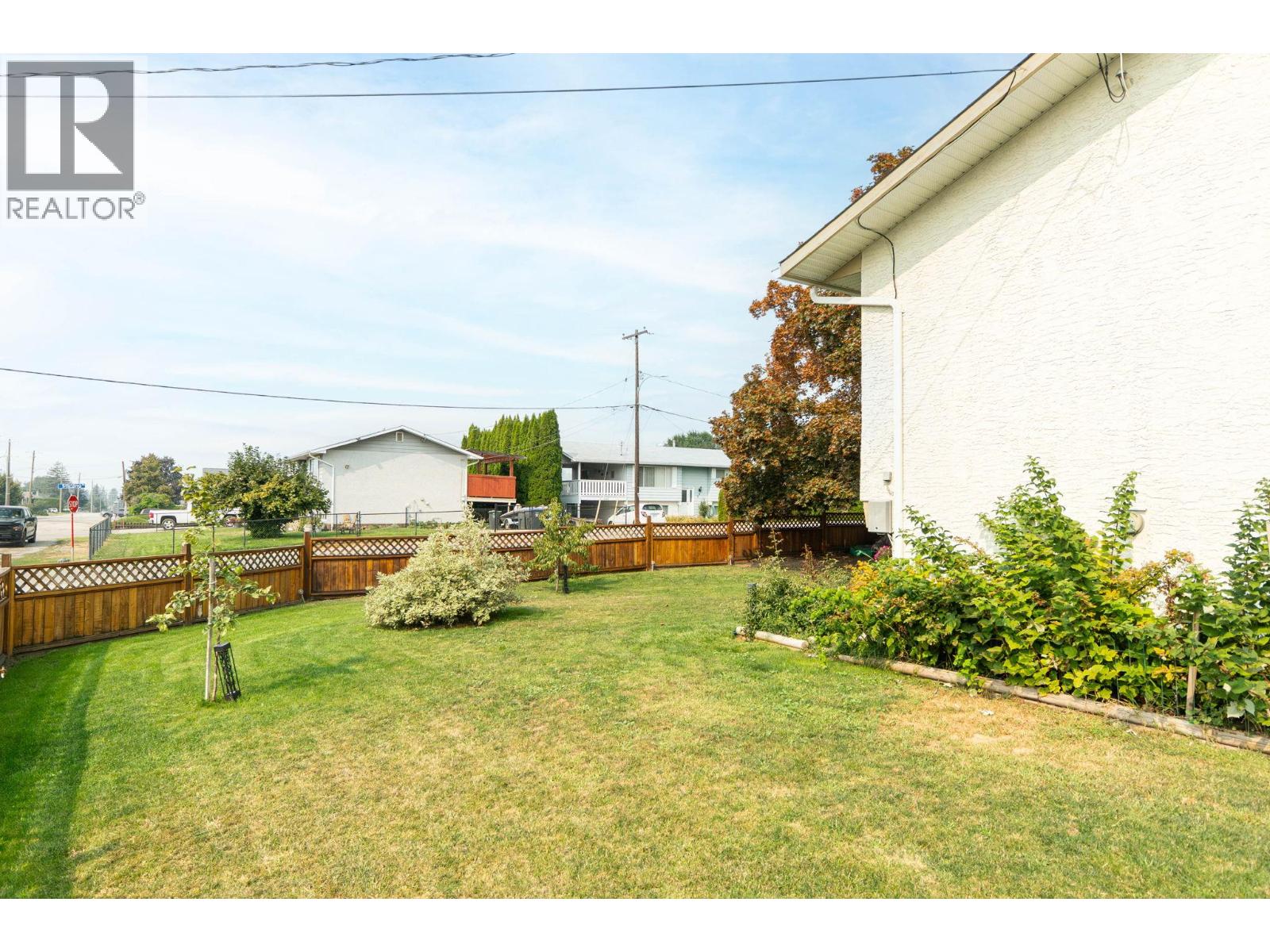 605 Stirling Road, Kelowna, British Columbia  V1X 3X4 - Photo 26 - 10392596