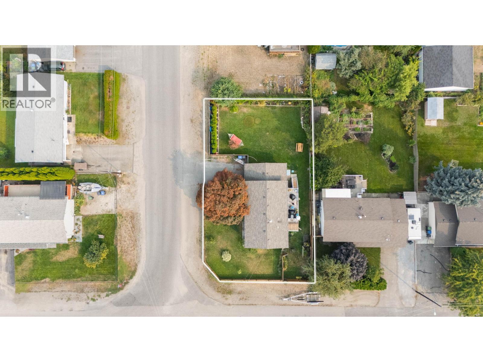605 Stirling Road, Kelowna, British Columbia  V1X 3X4 - Photo 30 - 10392596