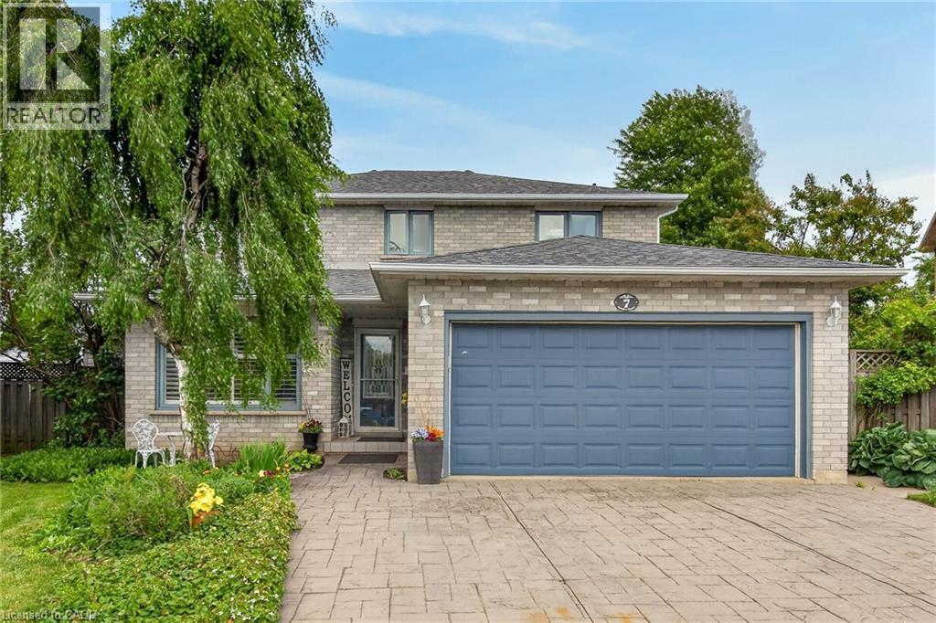 7 Corsica Court, Hamilton, Ontario  L9B 2E2 - Photo 2 - 40840467