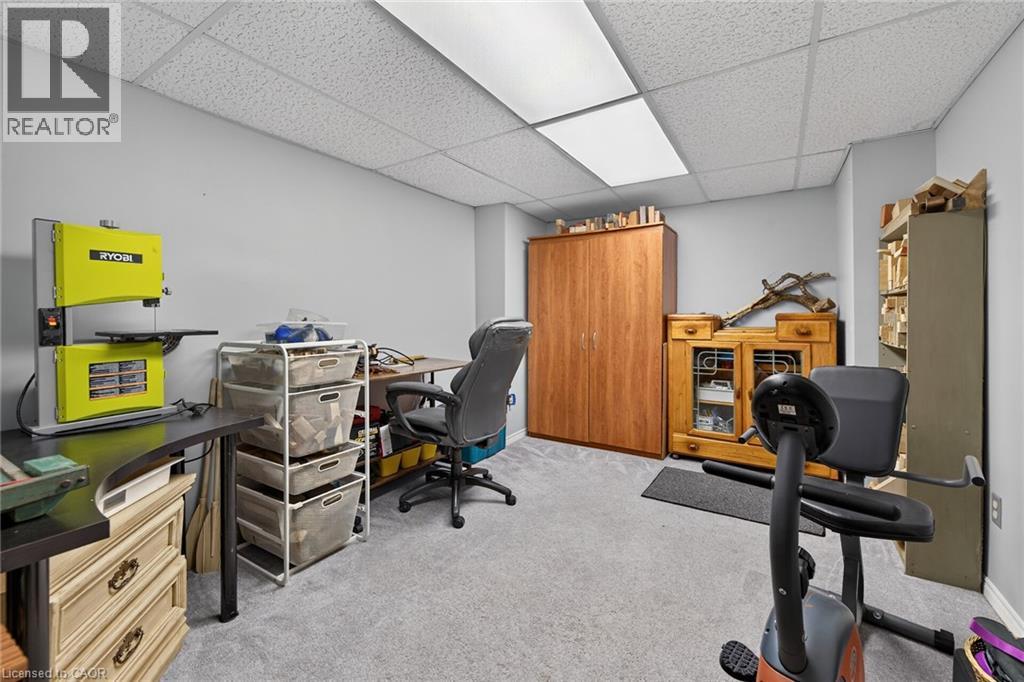 7 Corsica Court, Hamilton, Ontario  L9B 2E2 - Photo 42 - 40840467