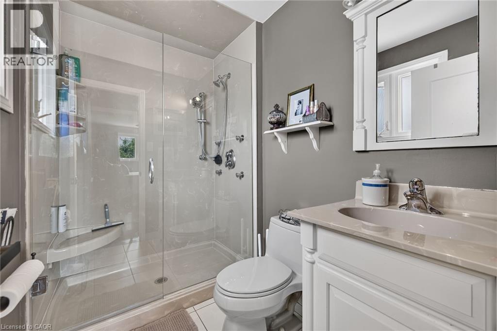 7 Corsica Court, Hamilton, Ontario  L9B 2E2 - Photo 30 - 40840467