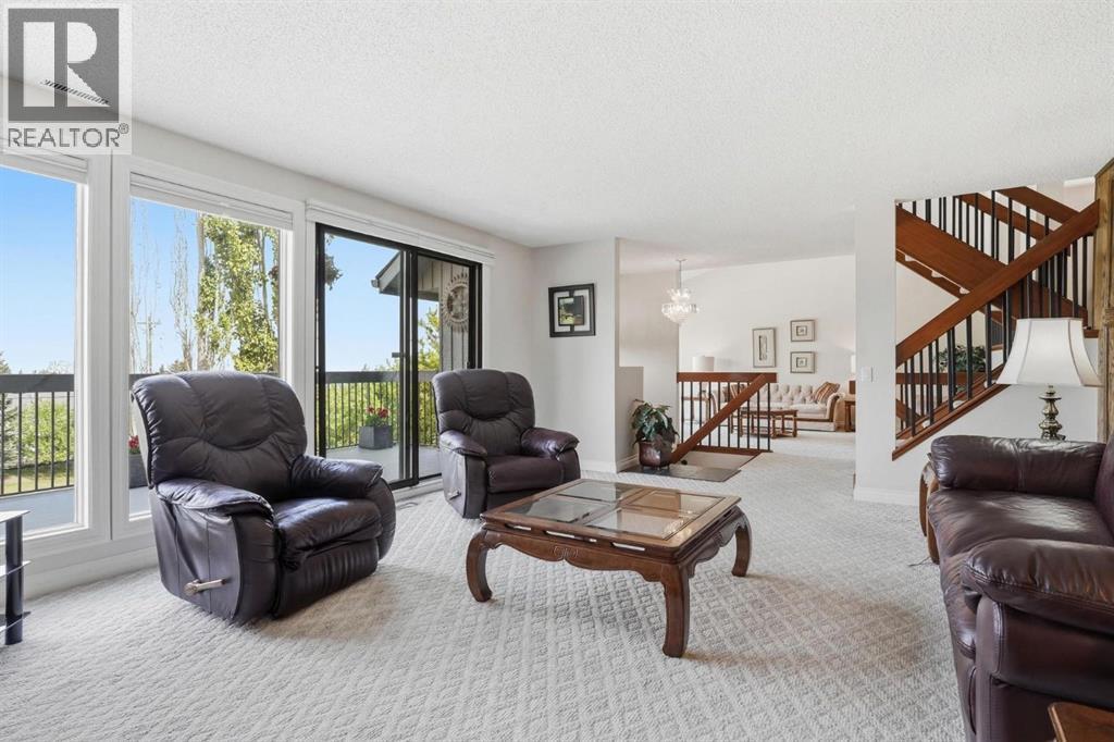 5807 Coach Hill Road SW, Calgary, Alberta  T3H 1E3 - Photo 9 - A2314860