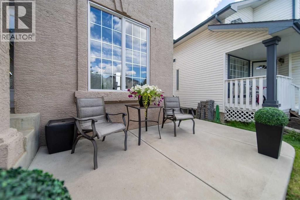 360 Hidden Ranch Circle NW, Calgary, Alberta  T3A 5R3 - Photo 3 - A2317952