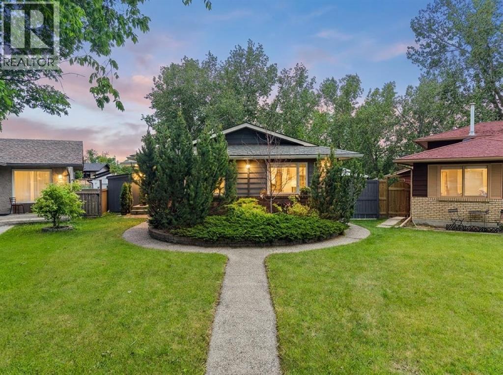 331 Midglen Place SE, Calgary, Alberta