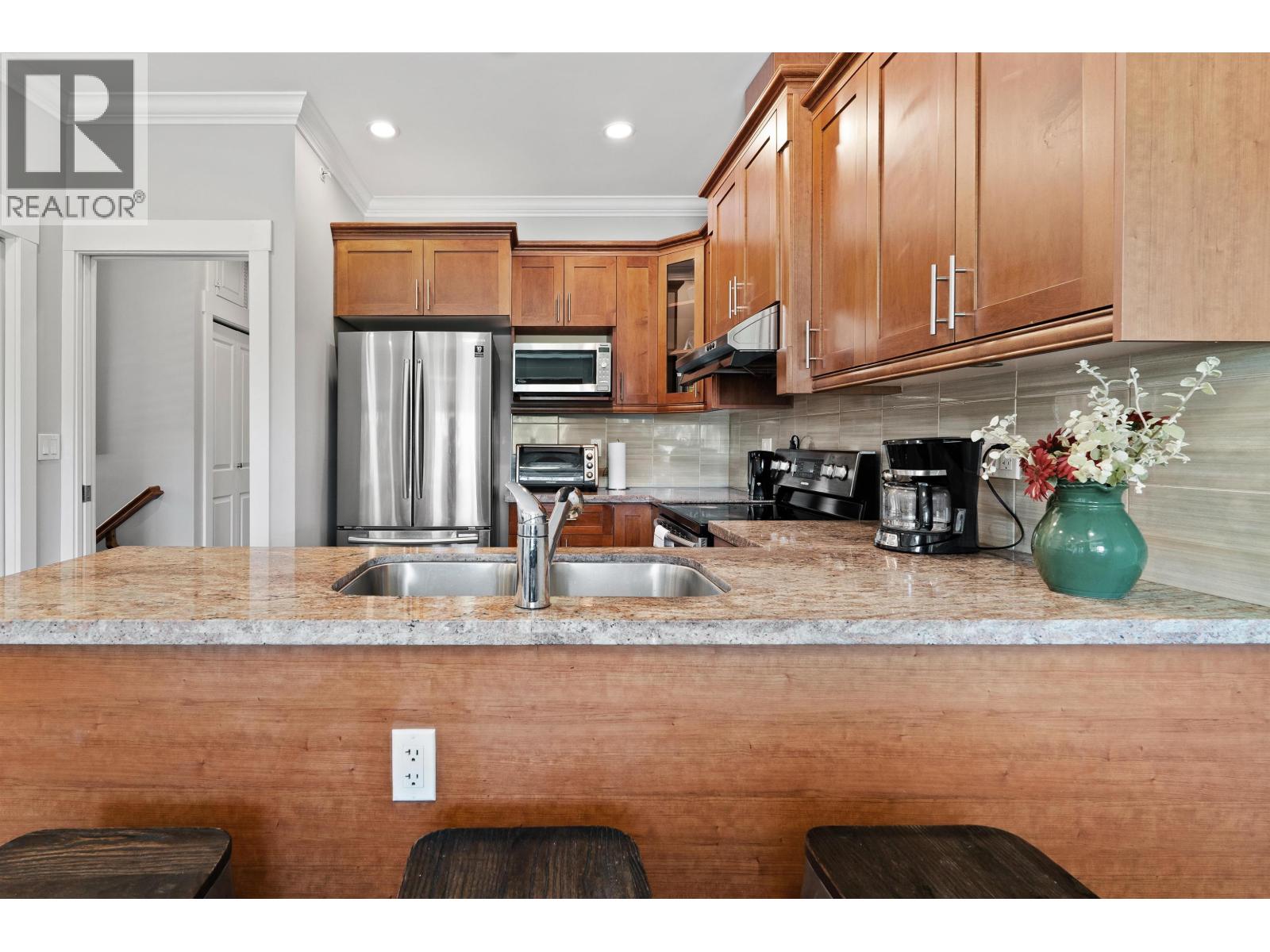 6176 Main Street, Vancouver, British Columbia  V5W 2T7 - Photo 8 - R3138627