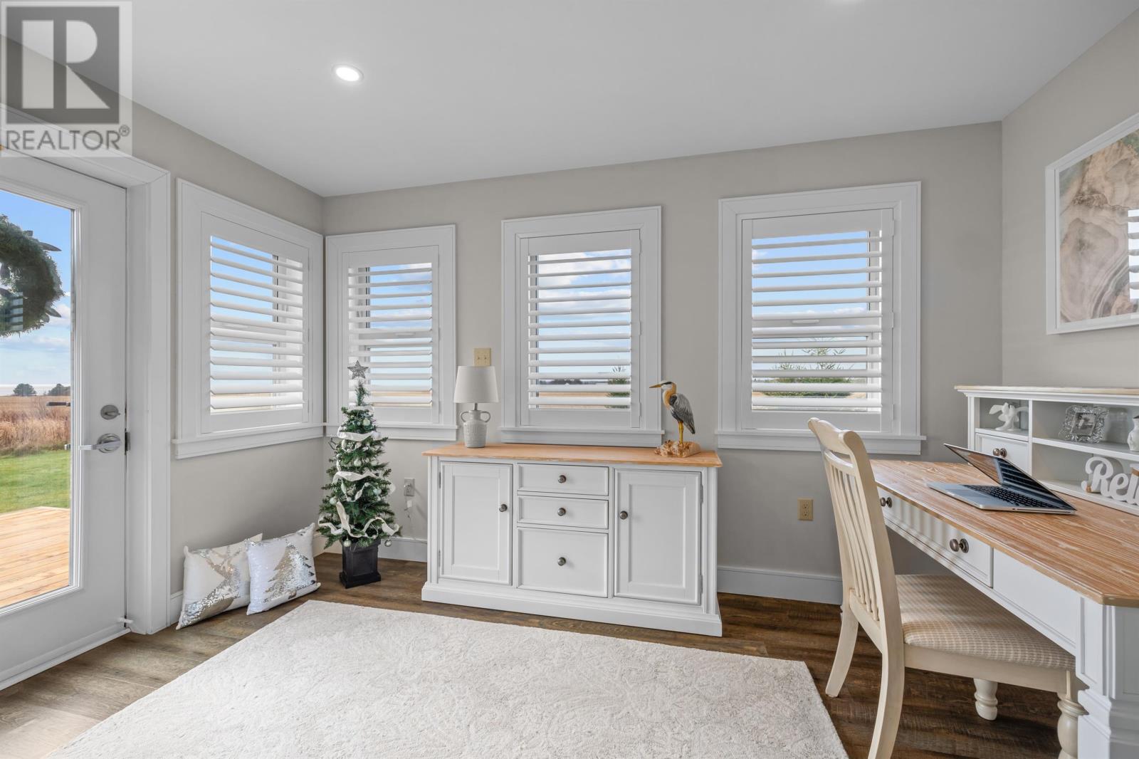607 Cannontown Road, Mont Carmel, Prince Edward Island  C0B 2E0 - Photo 19 - 202600324