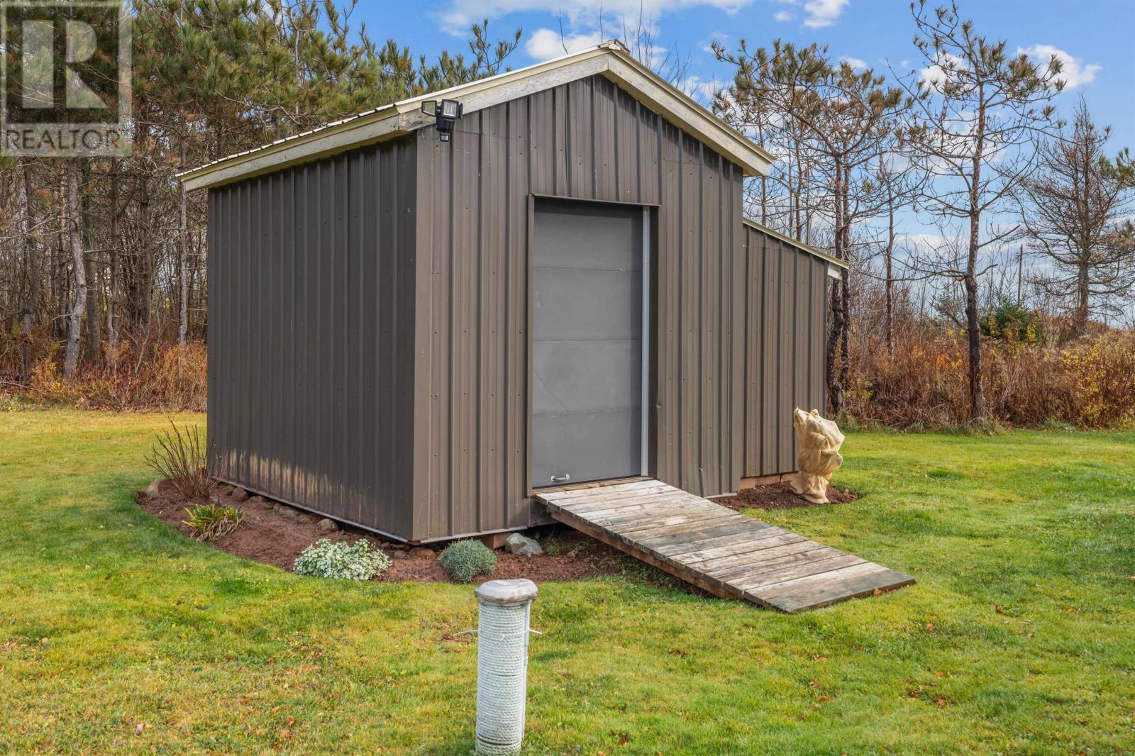 607 Cannontown Road, Mont Carmel, Prince Edward Island  C0B 2E0 - Photo 41 - 202600324