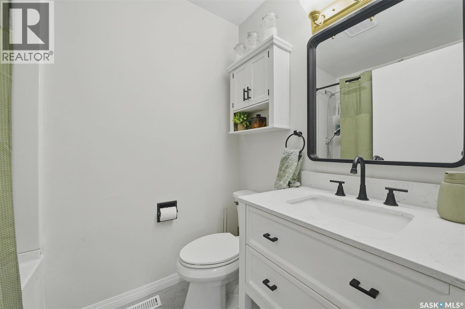 342 Wollaston Rise, Saskatoon, Saskatchewan  S7J 4G5 - Photo 18 - SK040594