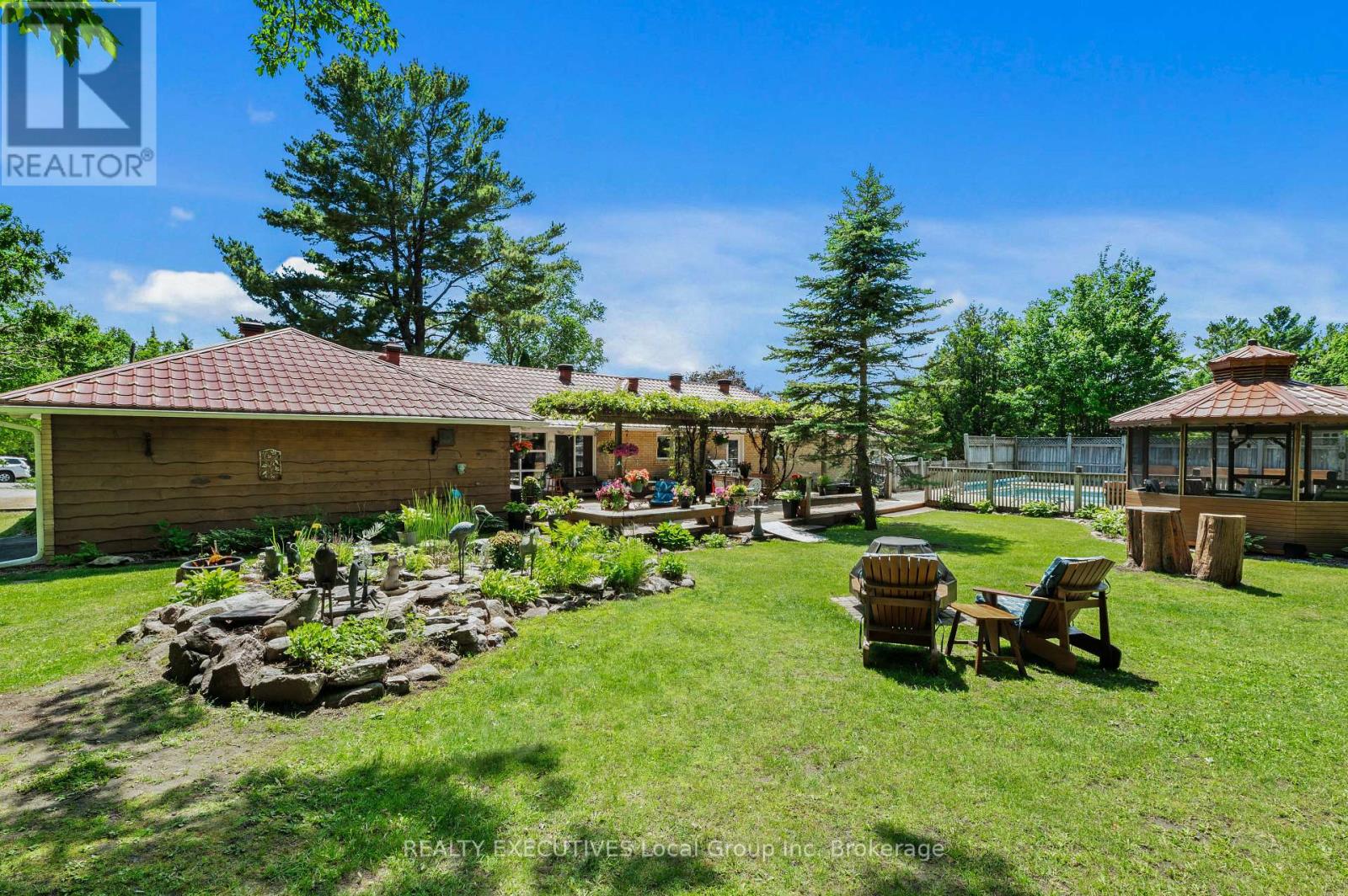390 Cedar Heights Road W, North Bay, Ontario  P1B 8G3 - Photo 2 - X13488212