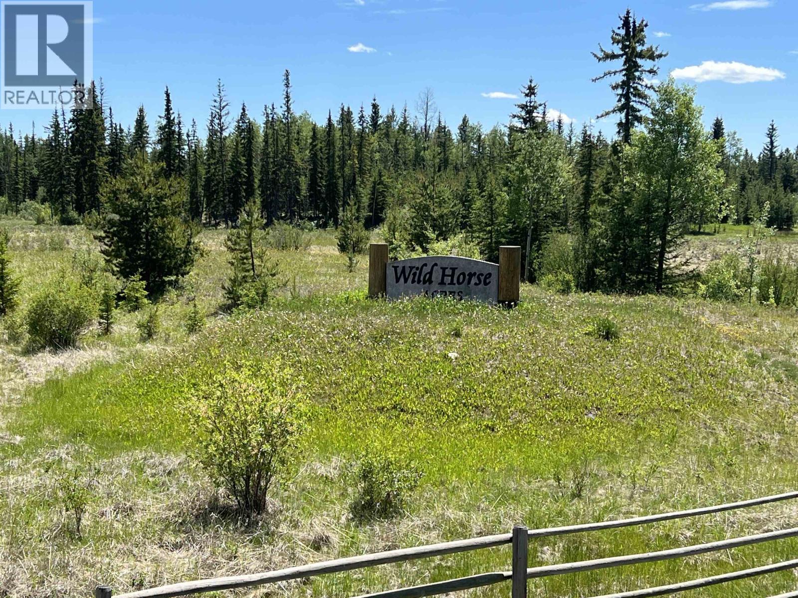 7041 Baker Road, 100 Mile House, British Columbia  V0K 2E2 - Photo 3 - R3139545