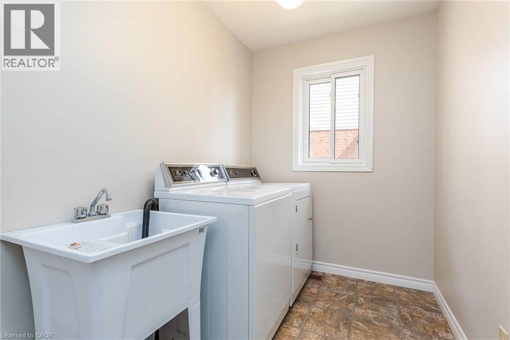 691 Westheights Drive, Kitchener, Ontario  N2N 2Z6 - Photo 28 - 40838172
