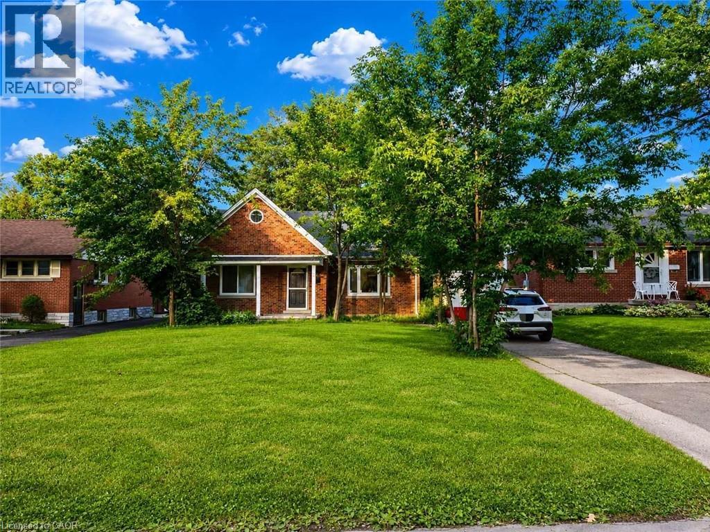 128 OXFORD Street, Kitchener, Ontario