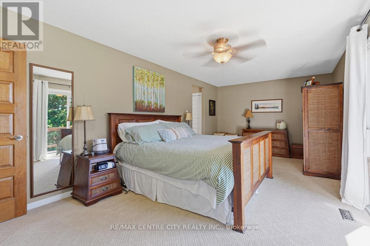 264 Blue Forest Place, London North, Ontario  N6G 4H7 - Photo 21 - X13487852