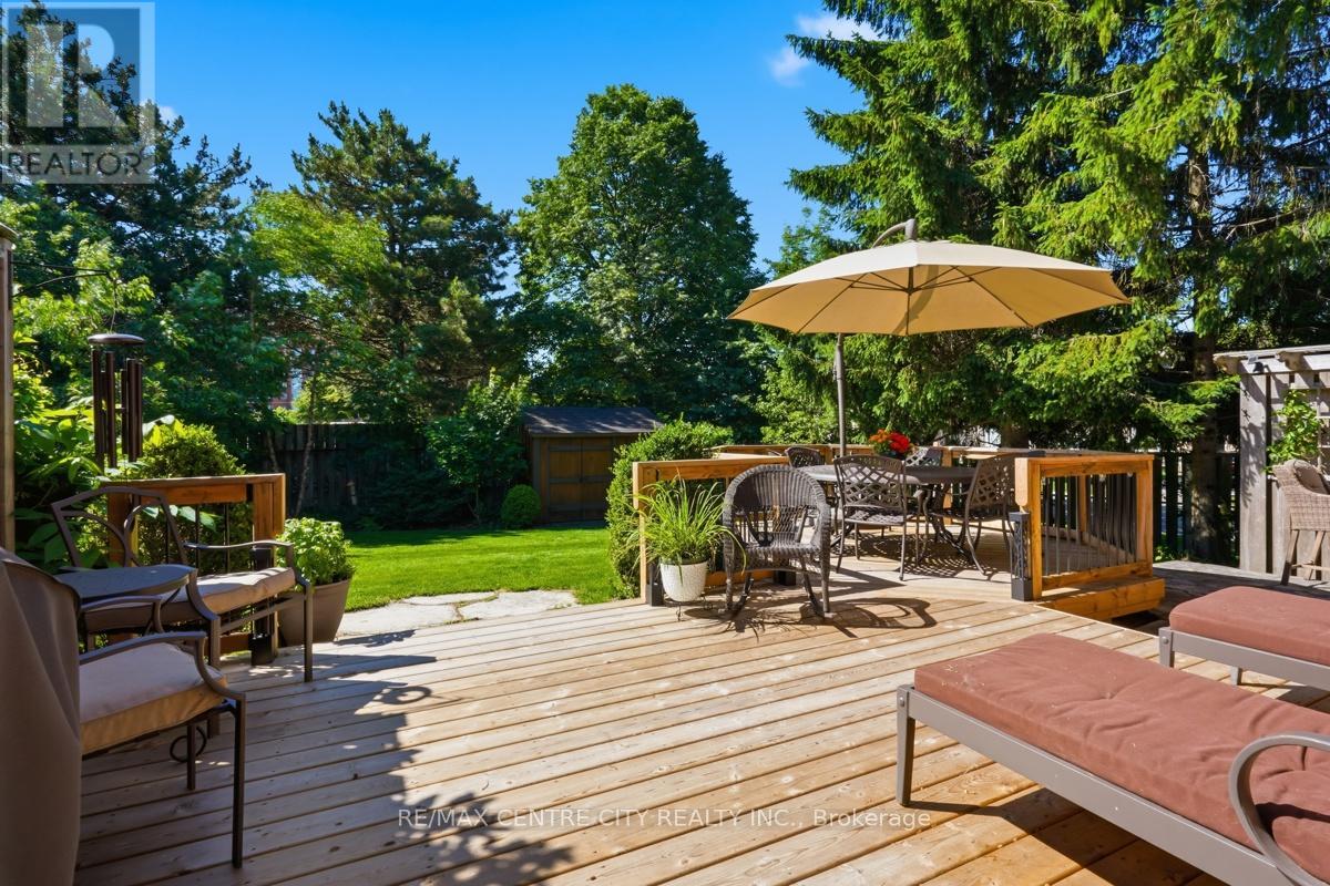 264 Blue Forest Place, London North, Ontario  N6G 4H7 - Photo 38 - X13487852
