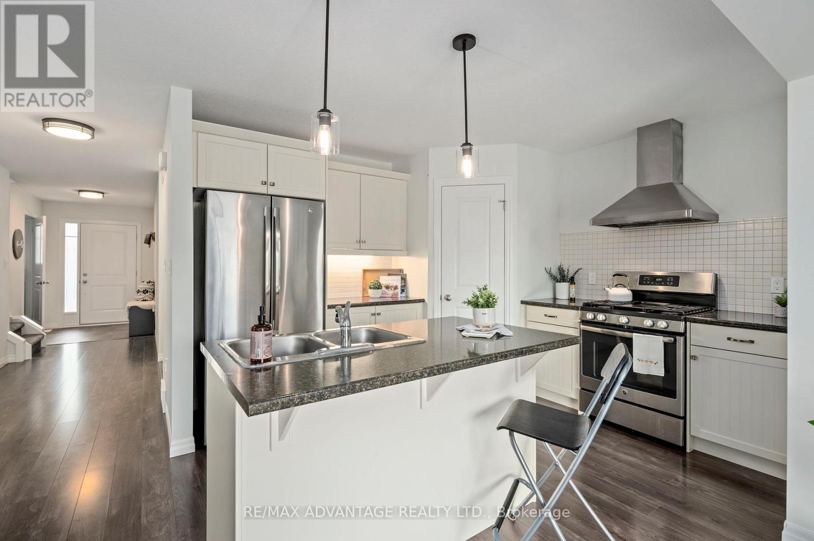 377 Beech Street, Lucan Biddulph, Ontario  N0M 2J0 - Photo 10 - X13488600