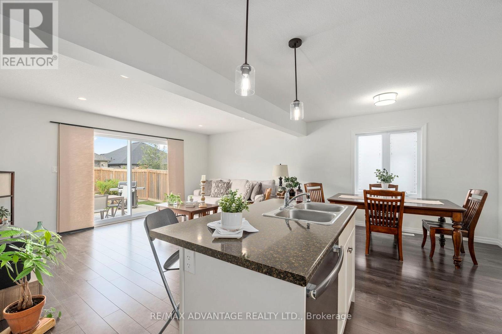 377 Beech Street, Lucan Biddulph, Ontario  N0M 2J0 - Photo 13 - X13488600