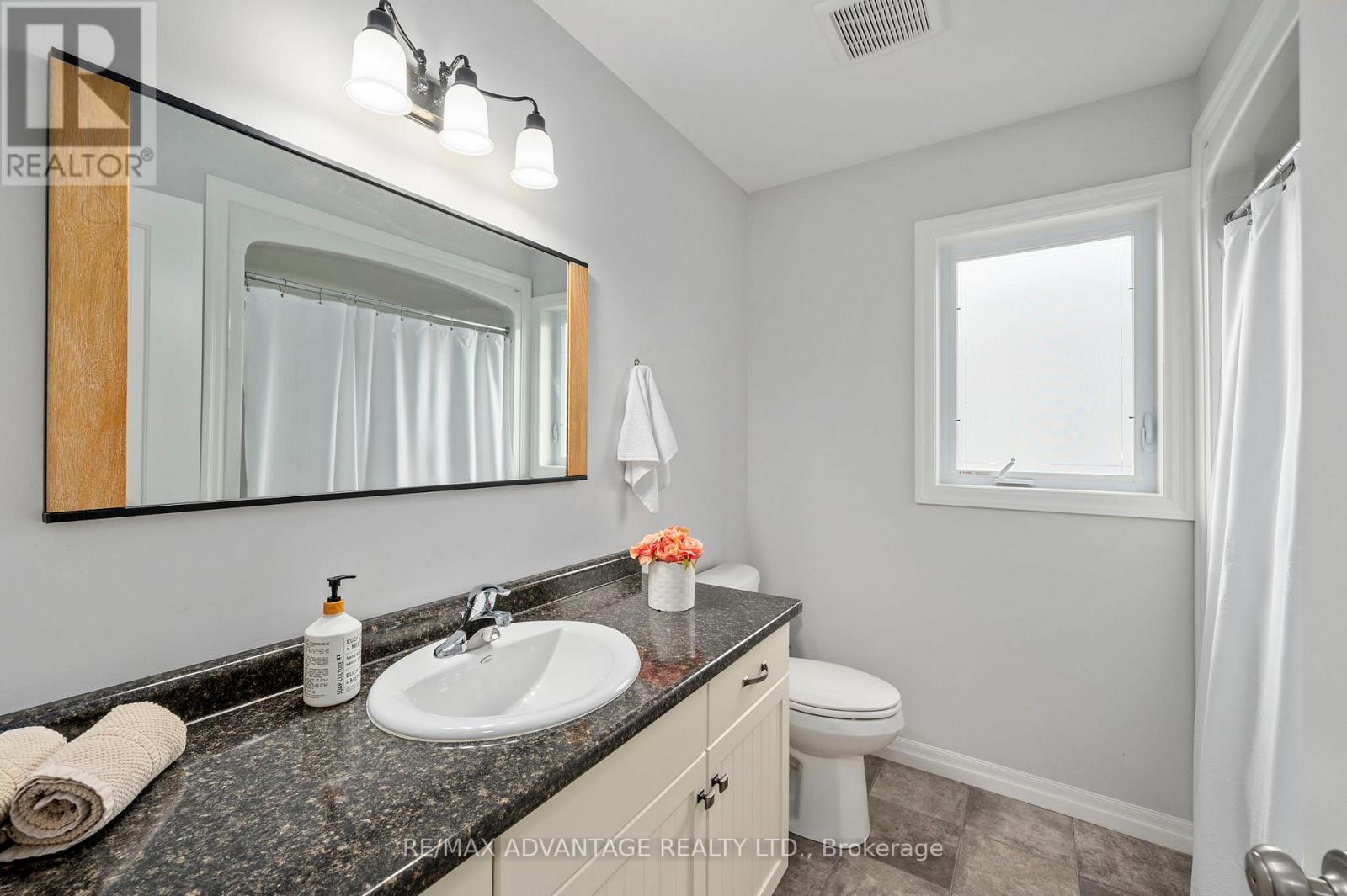 377 Beech Street, Lucan Biddulph, Ontario  N0M 2J0 - Photo 23 - X13488600