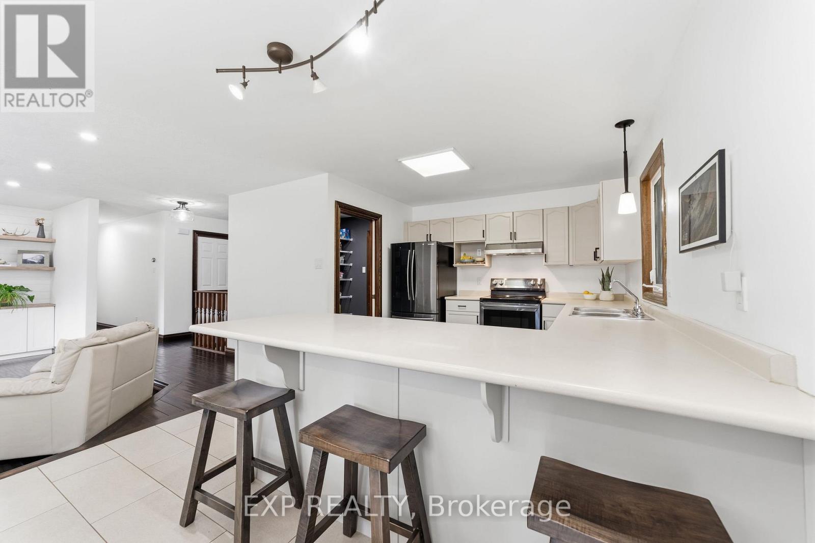 128 Brookfield Street, Middlesex Centre, Ontario  N0M 1P0 - Photo 12 - X13488618