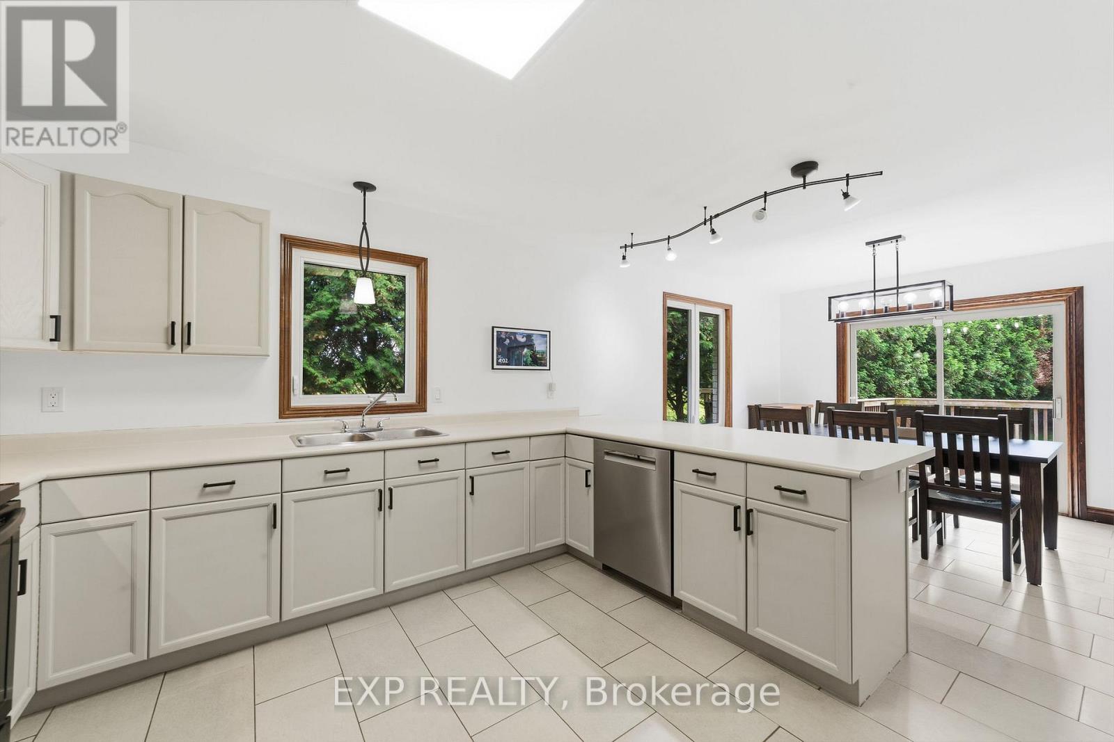 128 Brookfield Street, Middlesex Centre, Ontario  N0M 1P0 - Photo 15 - X13488618