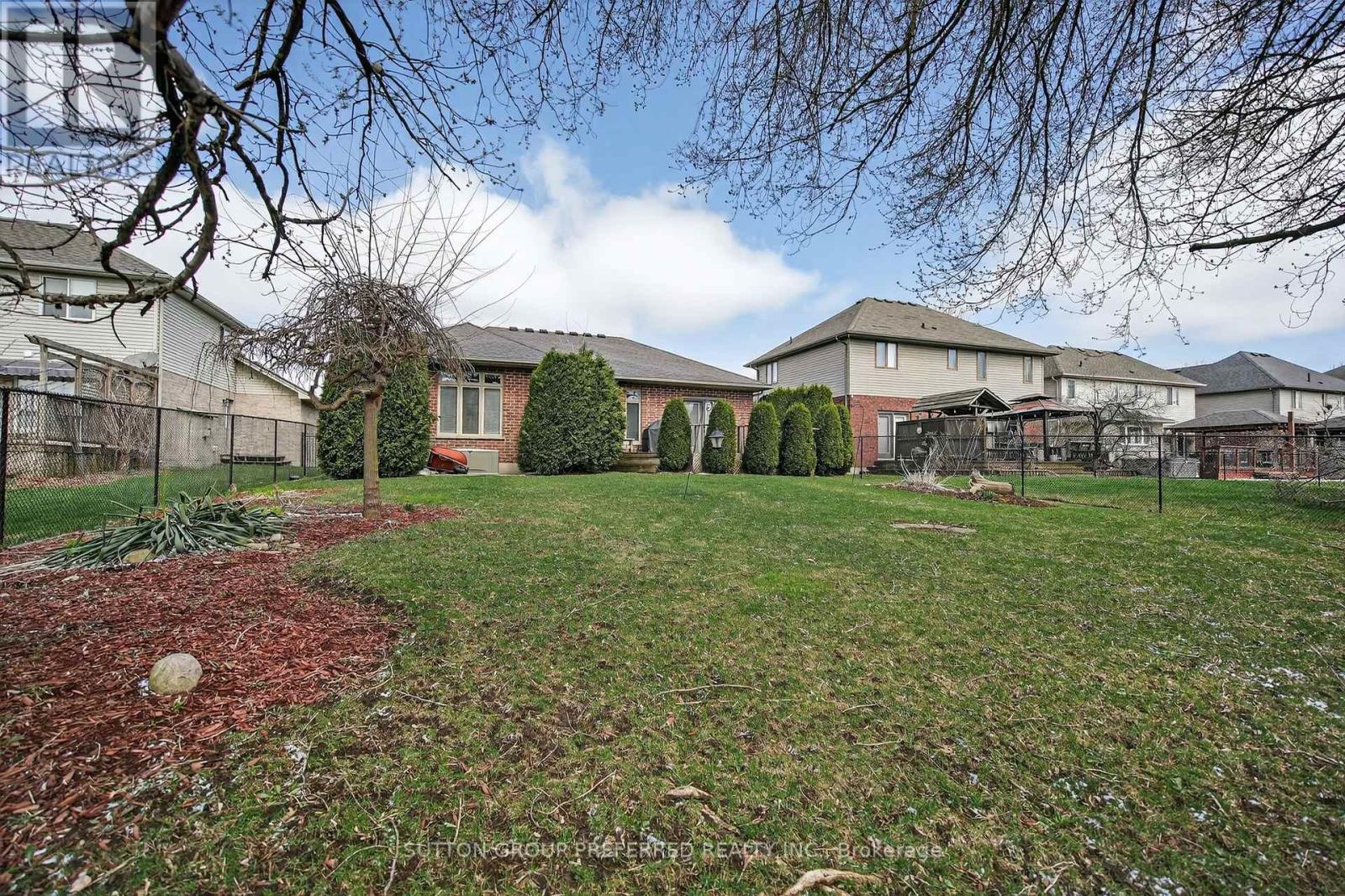 22 Springfield Way, Middlesex Centre, Ontario  N0L 1R0 - Photo 47 - X13489436