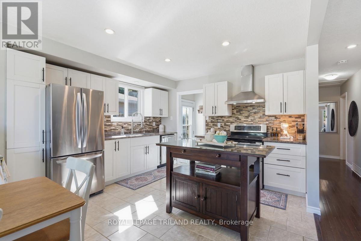 138 Fennell Crescent, London South, Ontario  N6E 2E3 - Photo 11 - X13489518