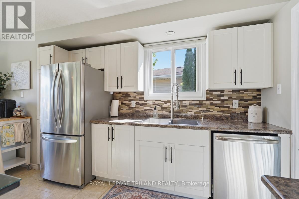 138 Fennell Crescent, London South, Ontario  N6E 2E3 - Photo 14 - X13489518
