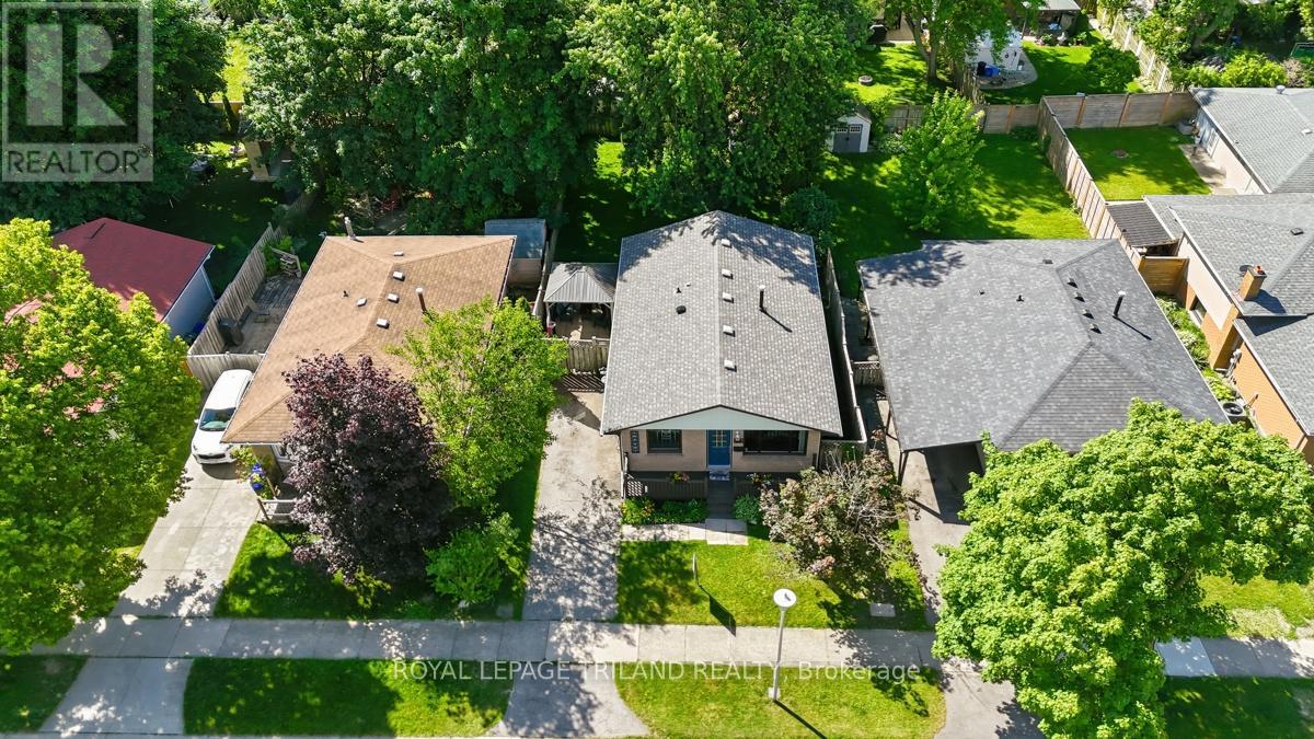 138 Fennell Crescent, London South, Ontario  N6E 2E3 - Photo 2 - X13489518
