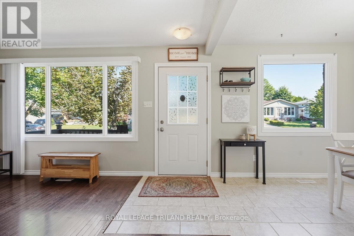 138 Fennell Crescent, London South, Ontario  N6E 2E3 - Photo 6 - X13489518