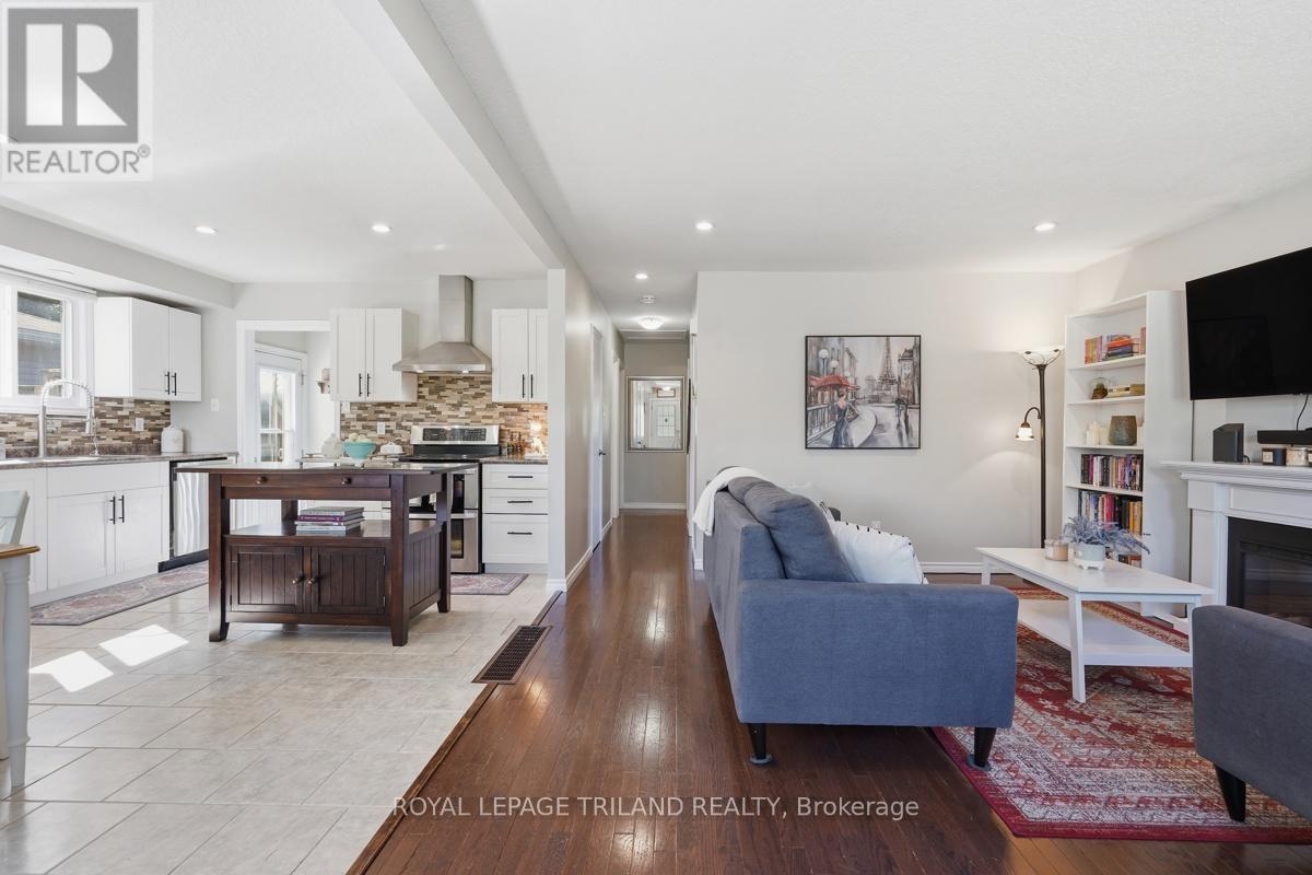 138 Fennell Crescent, London South, Ontario  N6E 2E3 - Photo 7 - X13489518