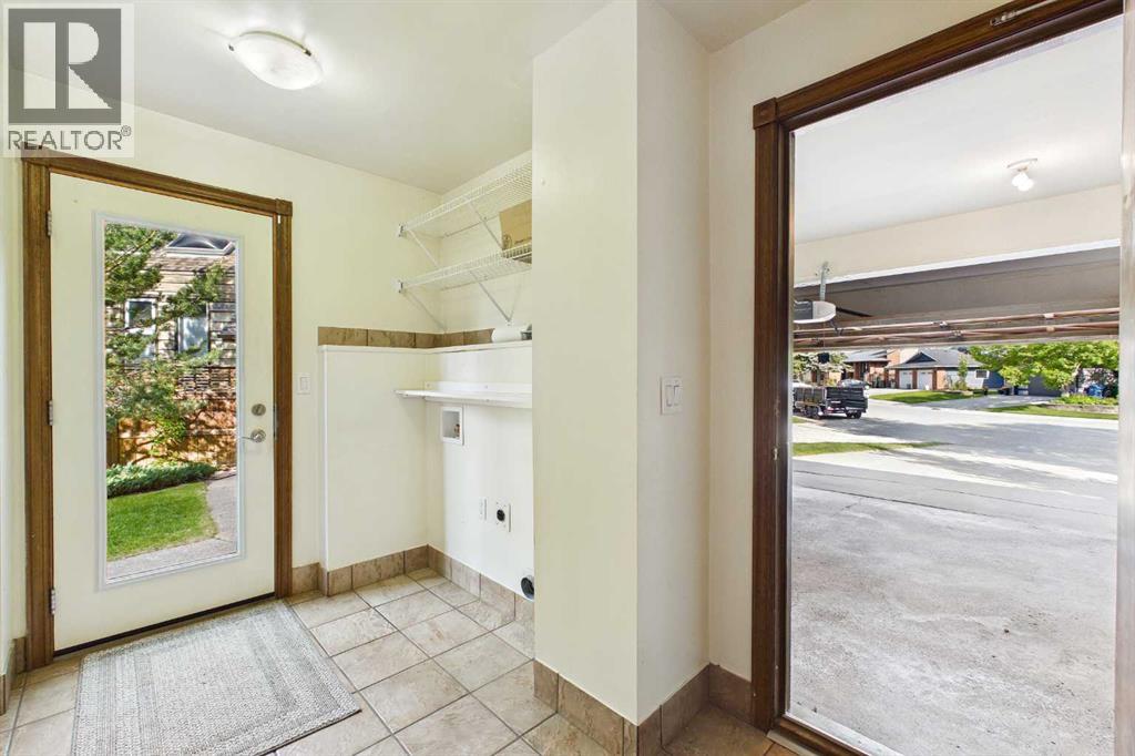 168 Canterville Drive Sw, Calgary, Alberta  T2W 3X2 - Photo 22 - A2319903