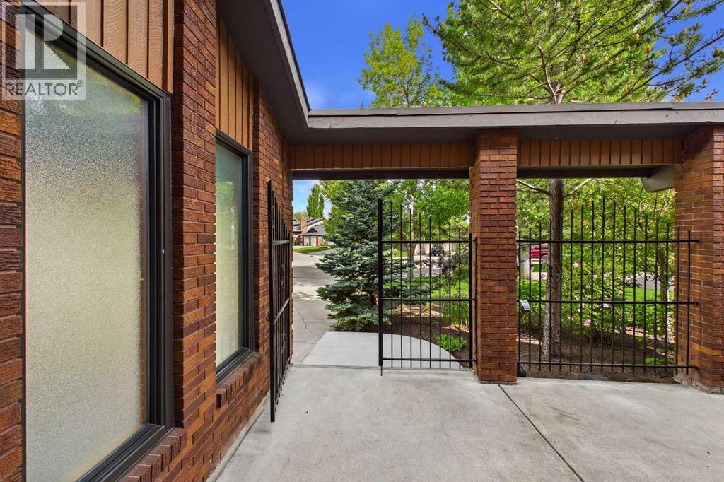168 Canterville Drive Sw, Calgary, Alberta  T2W 3X2 - Photo 7 - A2319903