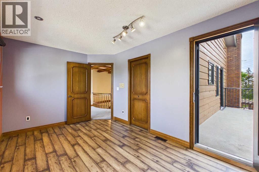 168 Canterville Drive Sw, Calgary, Alberta  T2W 3X2 - Photo 32 - A2319903