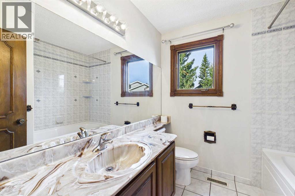168 Canterville Drive Sw, Calgary, Alberta  T2W 3X2 - Photo 34 - A2319903