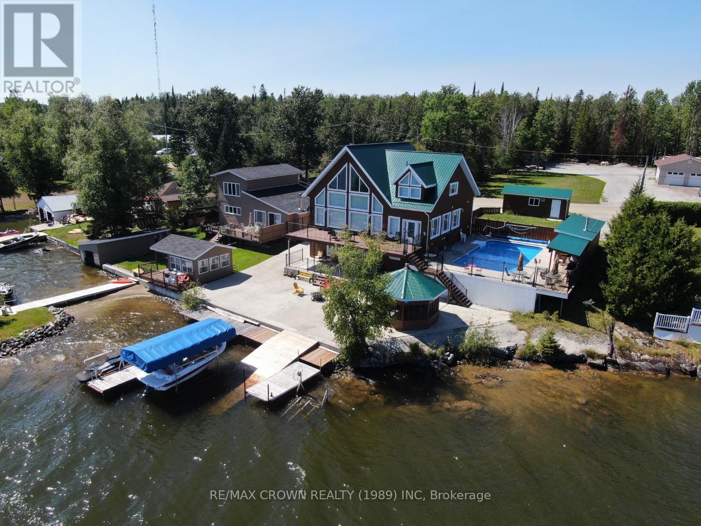 MOONBEAM - 177 LEFEBVRE PENINSULA ROAD, Kapuskasing, Ontario