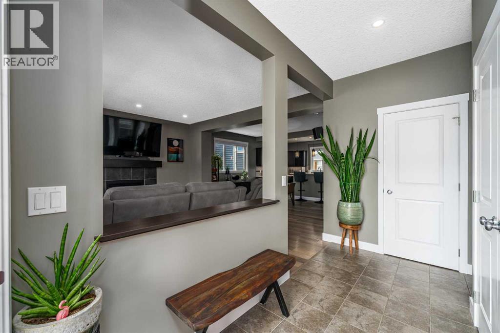 435 River Heights Crescent, Cochrane, Alberta  T4C 0T9 - Photo 8 - A2323855