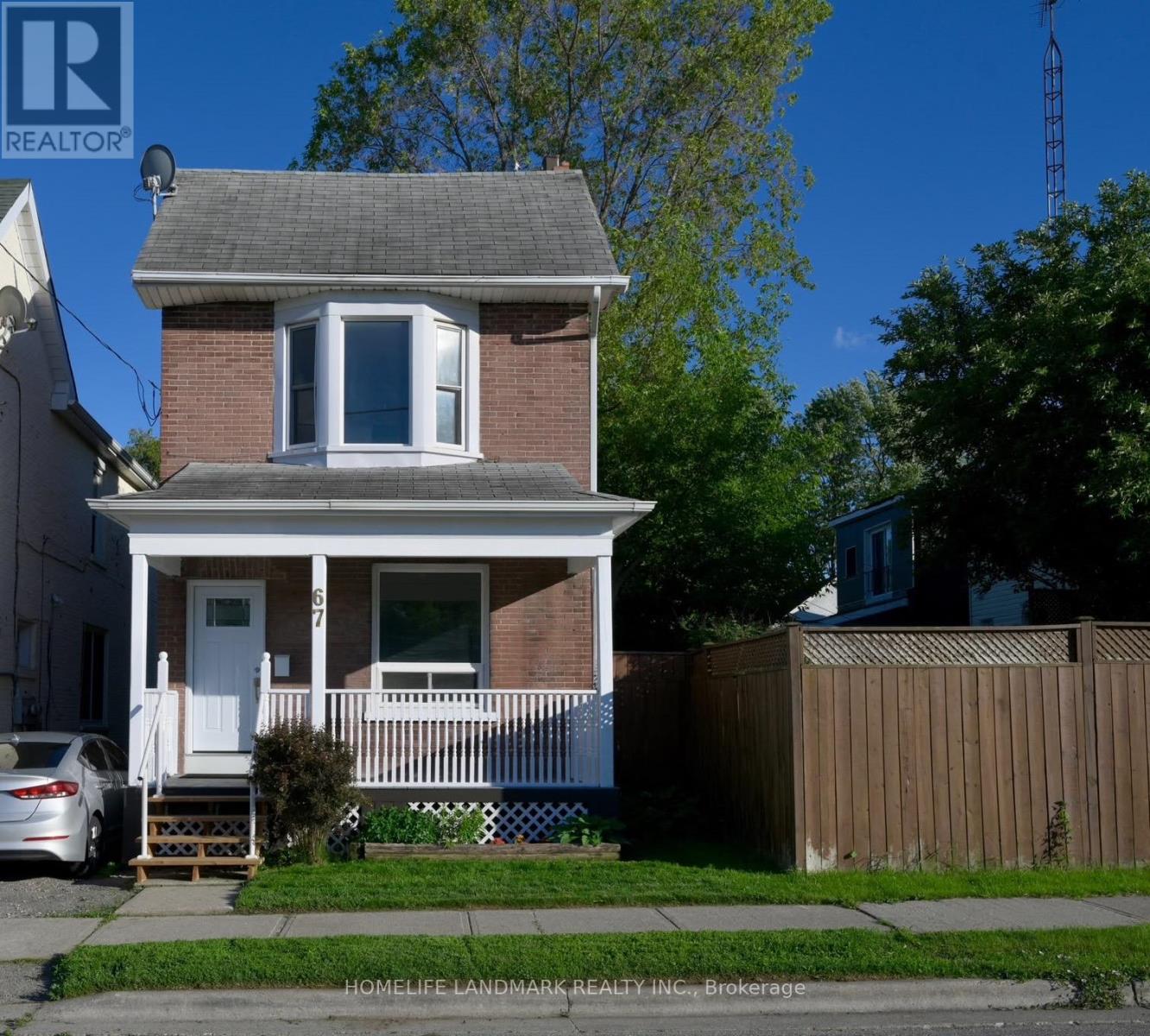 67 BANTING AVENUE, Oshawa, Ontario