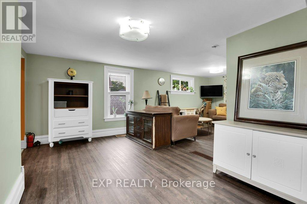 136 Park Street, Brockville, Ontario  K6V 2G9 - Photo 13 - X13489196