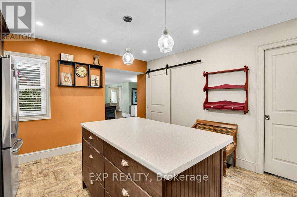 136 Park Street, Brockville, Ontario  K6V 2G9 - Photo 17 - X13489196