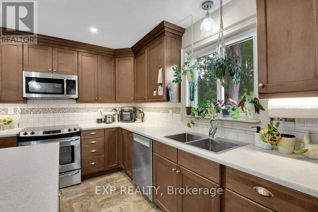 136 Park Street, Brockville, Ontario  K6V 2G9 - Photo 19 - X13489196