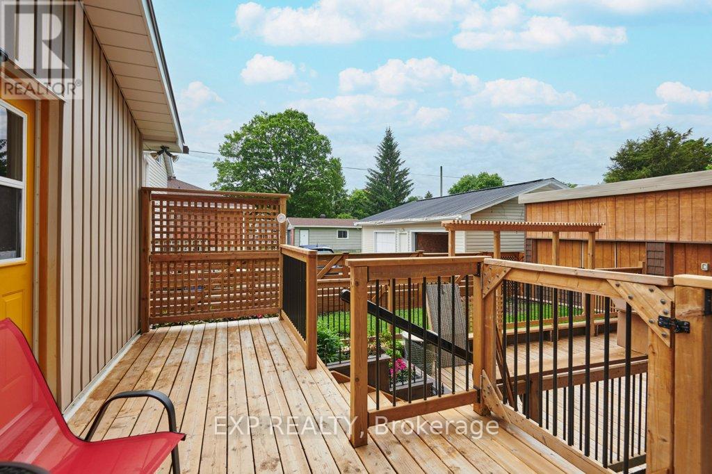 136 Park Street, Brockville, Ontario  K6V 2G9 - Photo 33 - X13489196